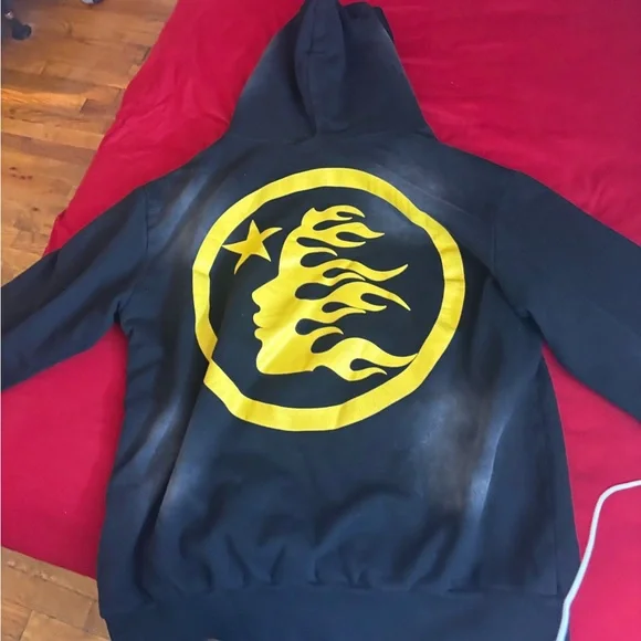 Brand new hellstar hoodie (worn twice) - Picture 2 of 2